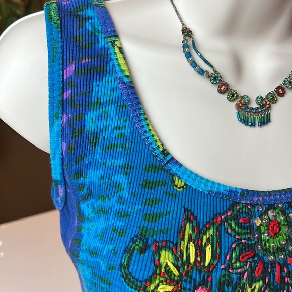 CHAUDRY ART TOP IN VIBRANT BLUES, GREENS, PINKS & YELLOW - SEQUIN DESIGNS -SMALL - Picture 6 of 13